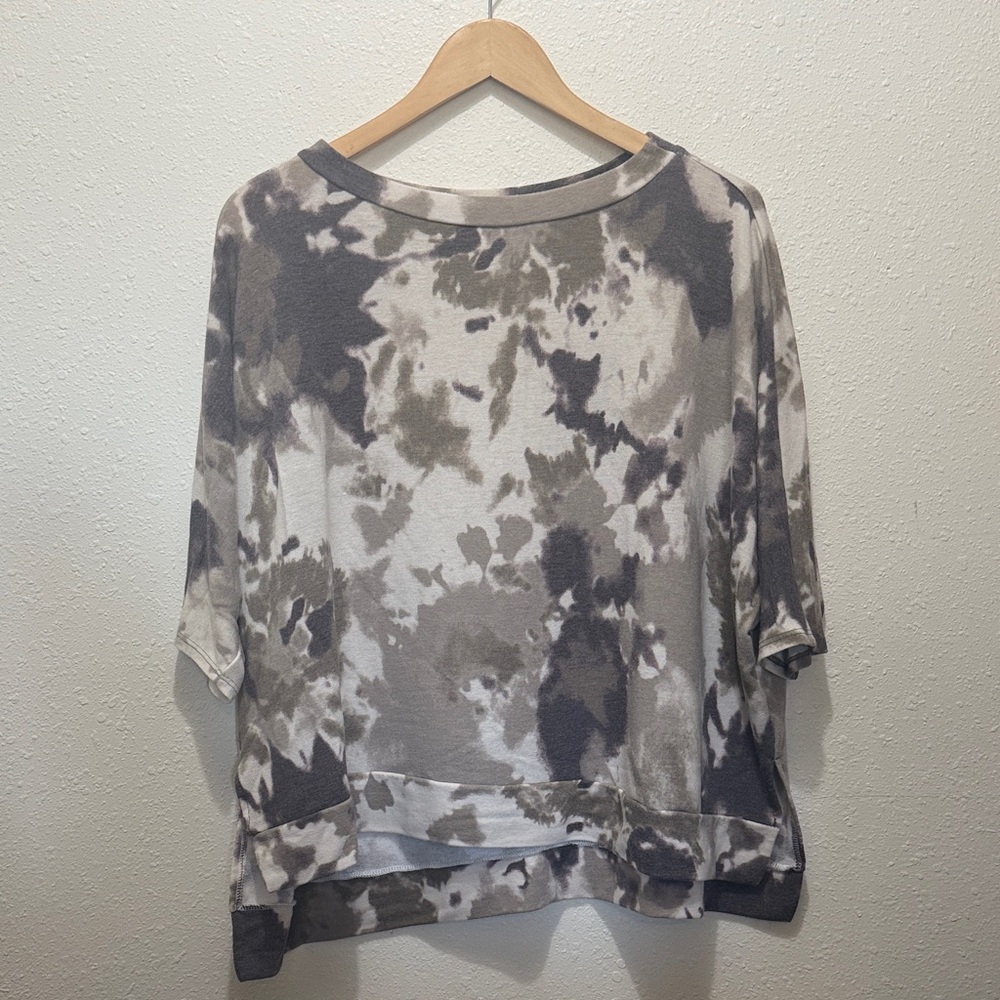 ODDY Stylish Light Brown and Cream Women's Oversized Top, Size S